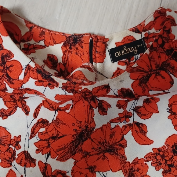 Flower Babydoll dress - Picture 3 of 5